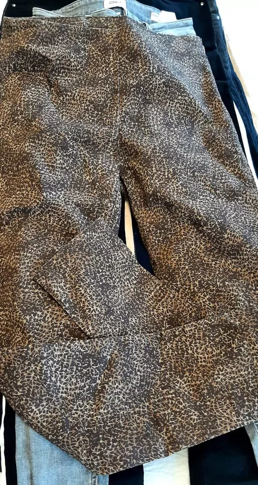 Balík 601, Kalhoty elastické, 5 kg, 1 jak. + cream - Video balík