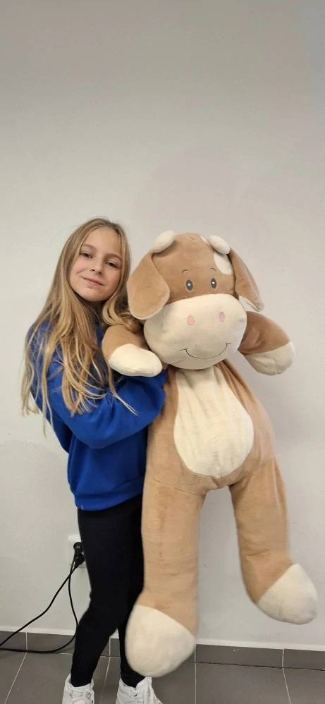 HRAČKA 931, 1,6 KG, KRÁSNÁ VELKÁ KRAVIČKA 🙂 , 110 CM