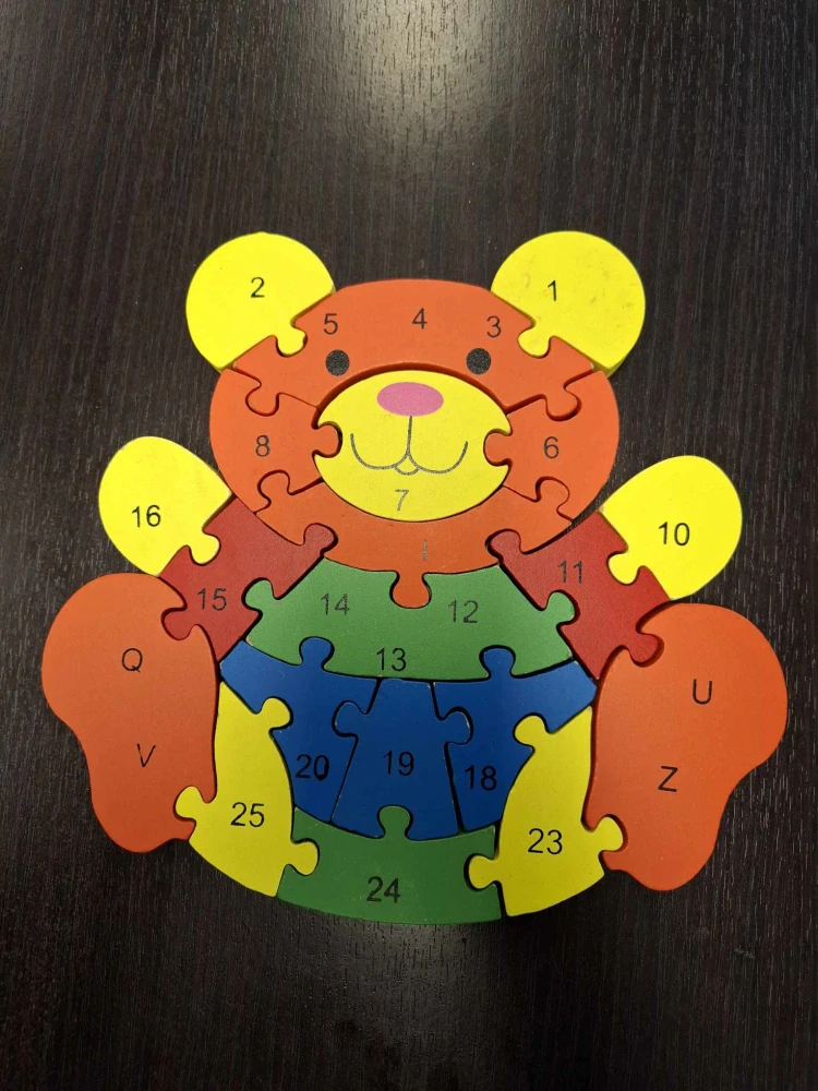 Hračka 999, 0,36 Kg, Dřevěné puzzle Méďa, v pěkném stavu