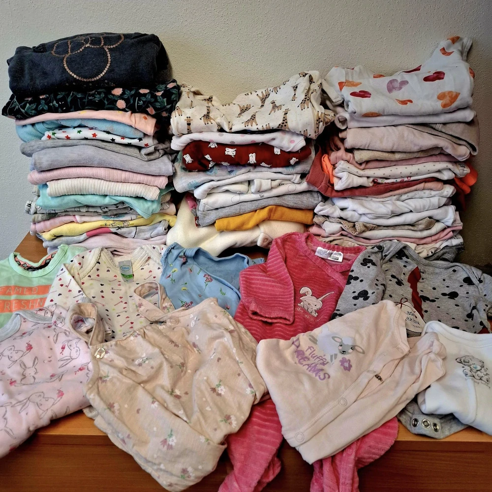 Balík 34/25, 3,8 Kg, Dívka velikost 0-3 měsíce, 1,2 jakost, 58 Ks