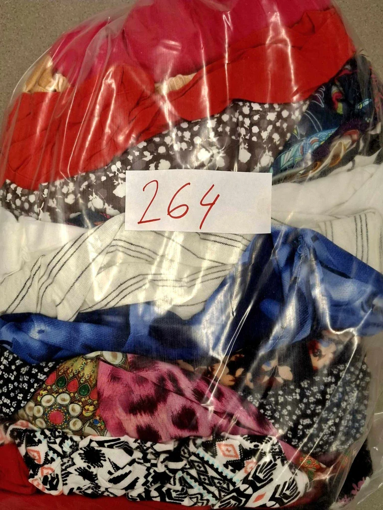 Balík 264/25, 5 Kg, Dámské šaty letní, 1 jakost, cca 20-25 ks v balení