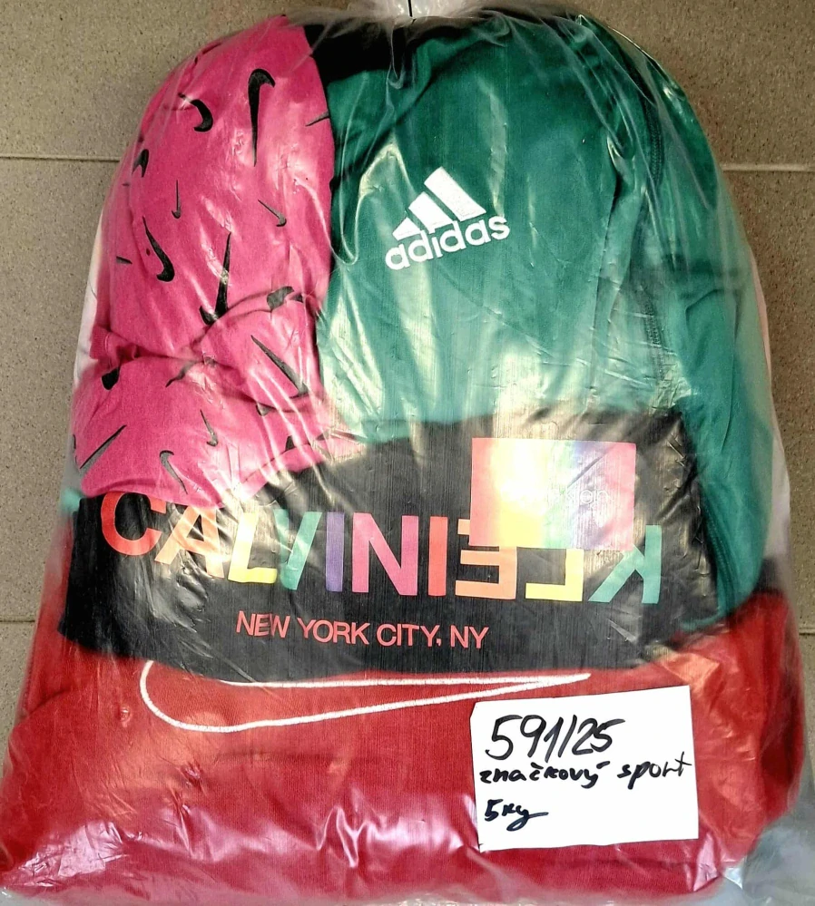 Balík 591/25, Značkový sport pro dospělé a děti + jiné značky., Originál 5 kg,1,2 jak.