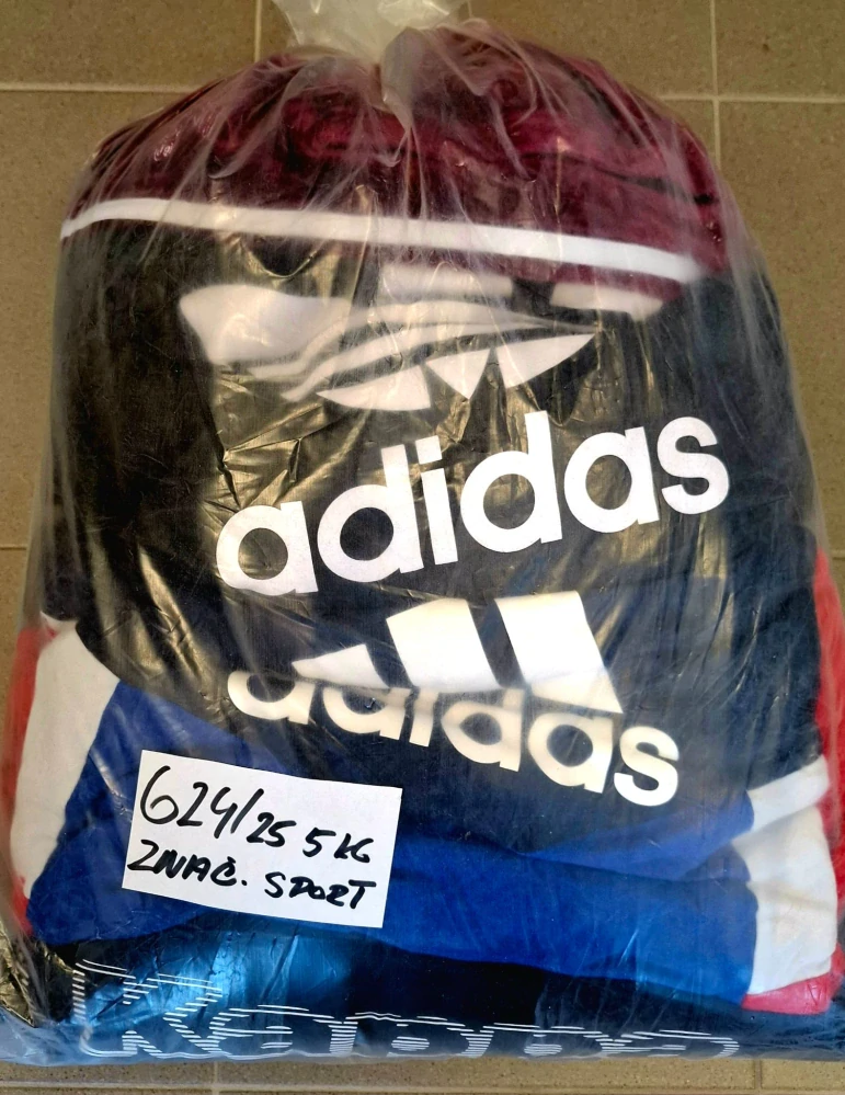 Balík 624/25, Značkový sport pro dospělé a děti + jiné značky., Originál 5 kg,1,2 jak.