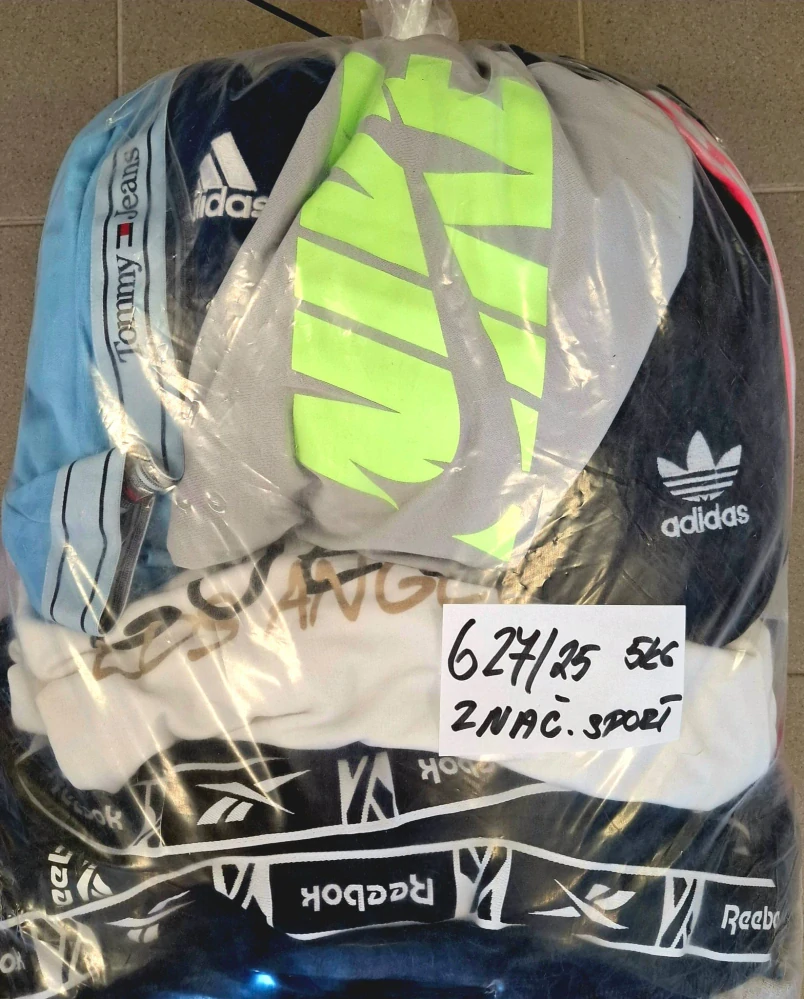 Balík 627/25, Značkový sport pro dospělé a děti + jiné značky., Originál 5 kg,1,2 jak.