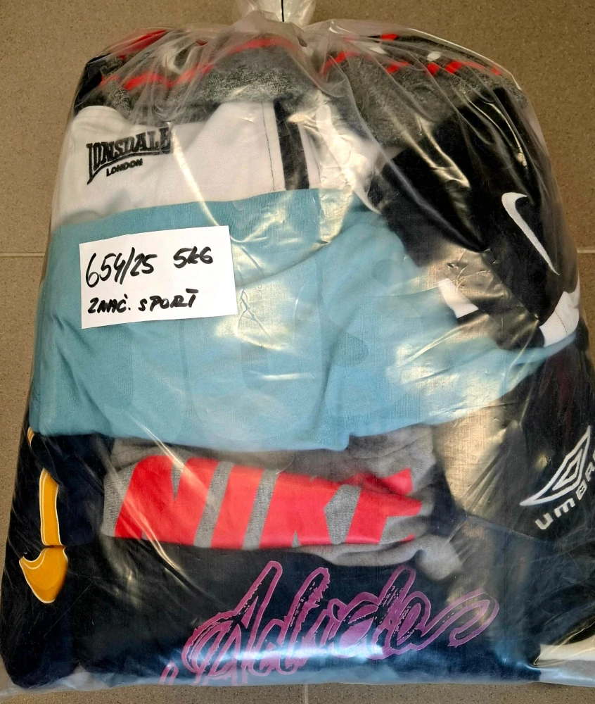 Balík 654/25, Značkový sport pro dospělé a děti + jiné značky., Originál 5 kg,1,2 jak.