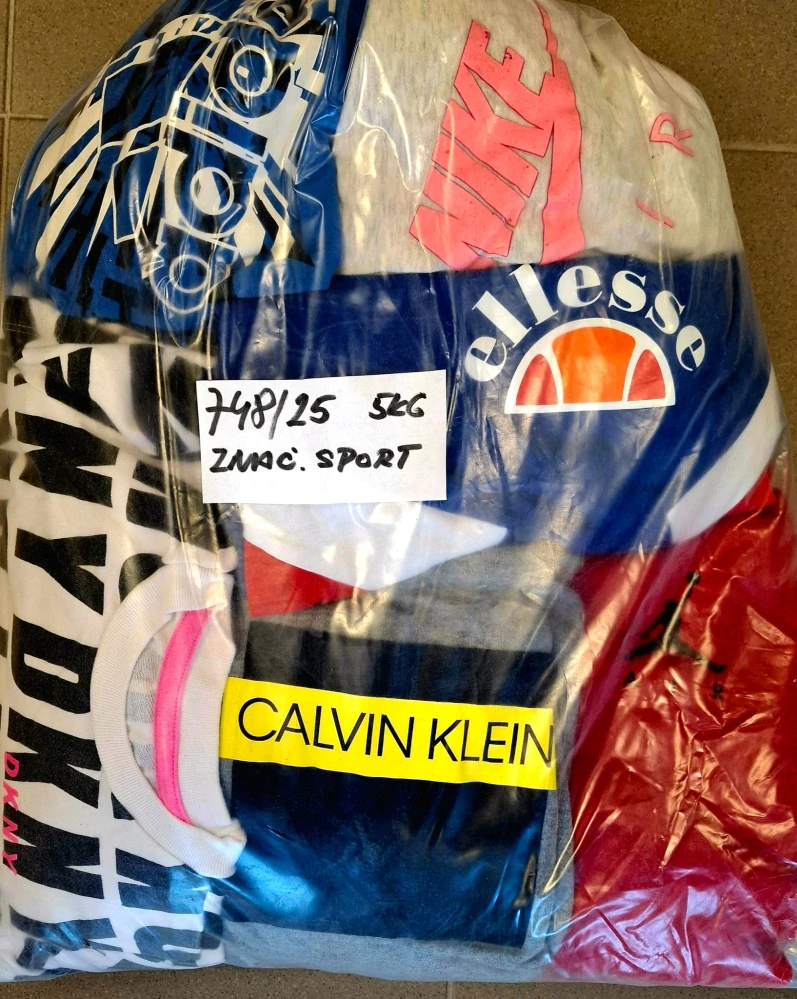 Balík 748/25, Značkový sport pro dospělé a děti + jiné značky., Originál 5 kg,1,2 jak.