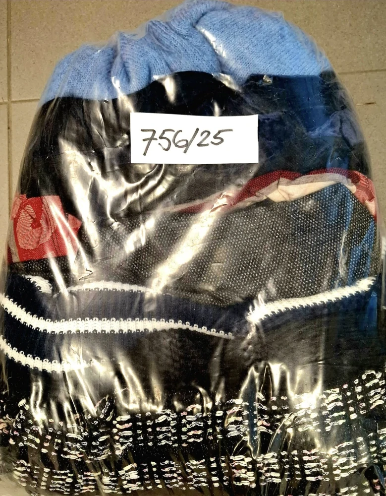 Balík č. 756 – 5 kg – dámské šaty – podzim/zima – 1. jakost + okrajově 2.