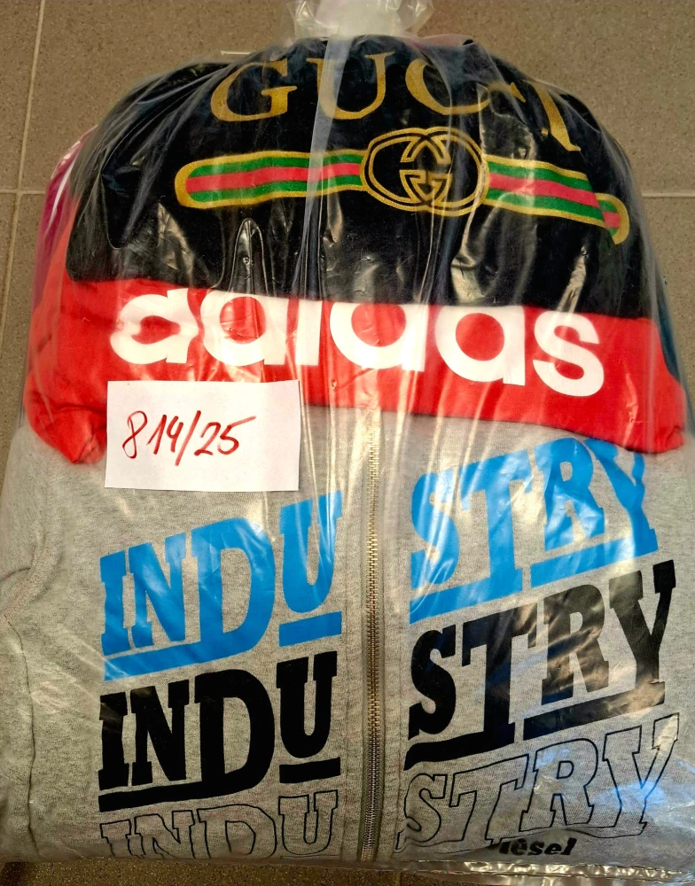 Balík 814/25, Značkový sport pro dospělé a děti + jiné značky., Originál 5 kg,1,2 jak.