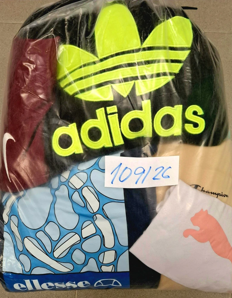 Balík 109/26, Značkový sport pro dospělé a děti + jiné značky., Originál 5 kg,1,2 jak.