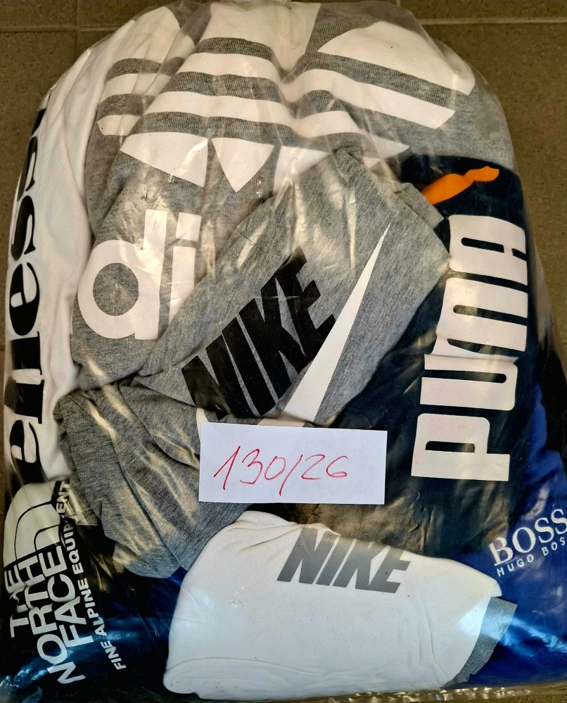 Balík 130/26, Značkový sport pro dospělé a děti + jiné značky., Originál 5 kg,1,2 jak.