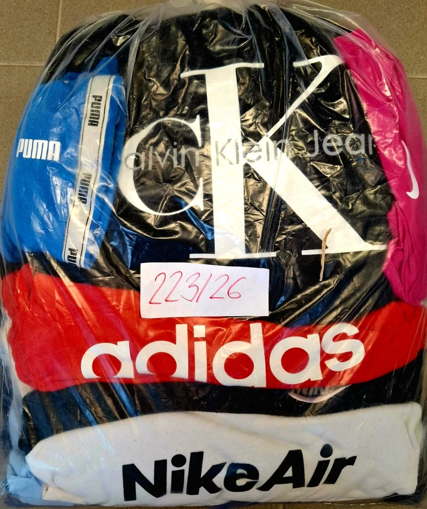 Balík 223/26, Značkový sport pro dospělé a děti + jiné značky., Originál 5 kg,1,2 jak.