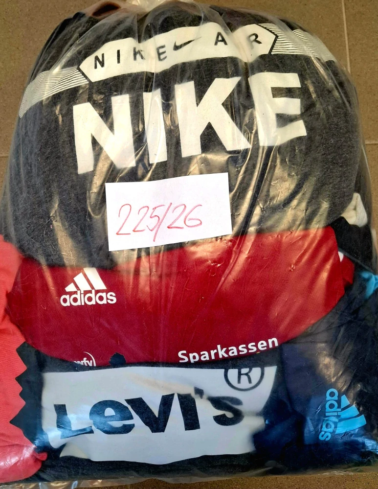 Balík 225/26, Značkový sport pro dospělé a děti + jiné značky., Originál 5 kg,1,2 jak.