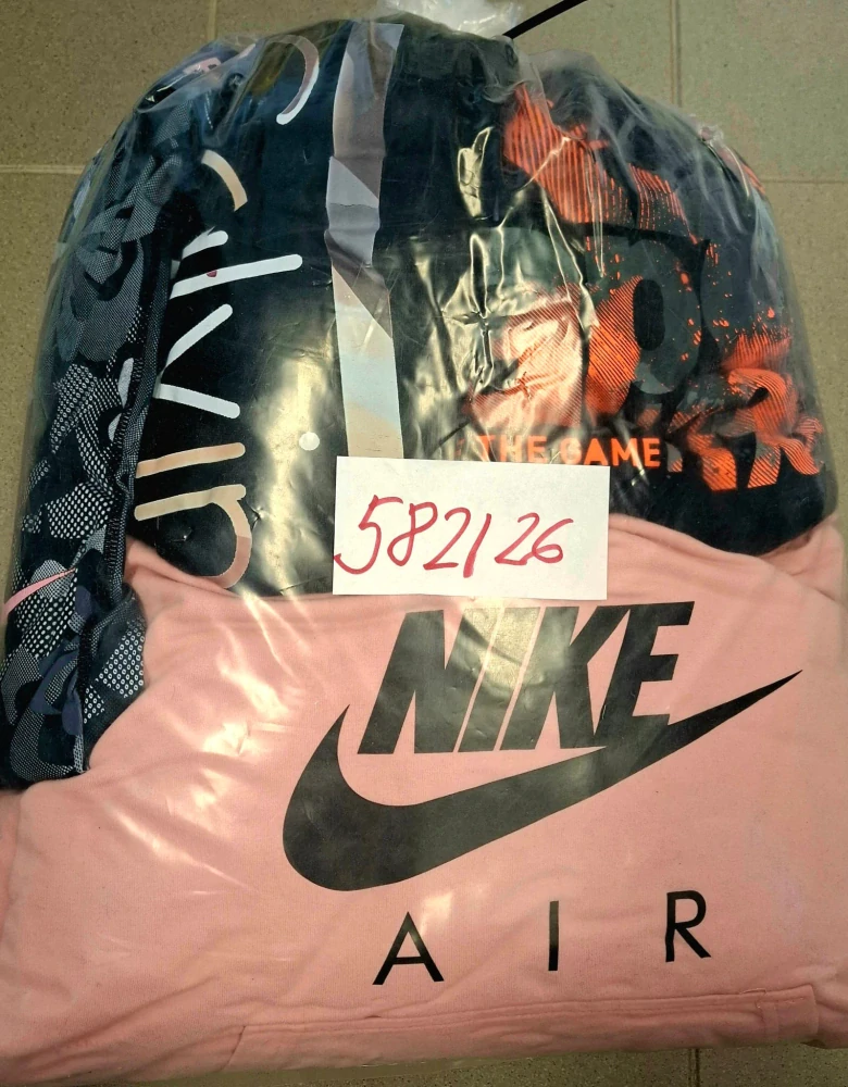 Balík 582/26, Značkový sport pro dospělé a děti + jiné značky., Originál 5 kg,1,2 jak.