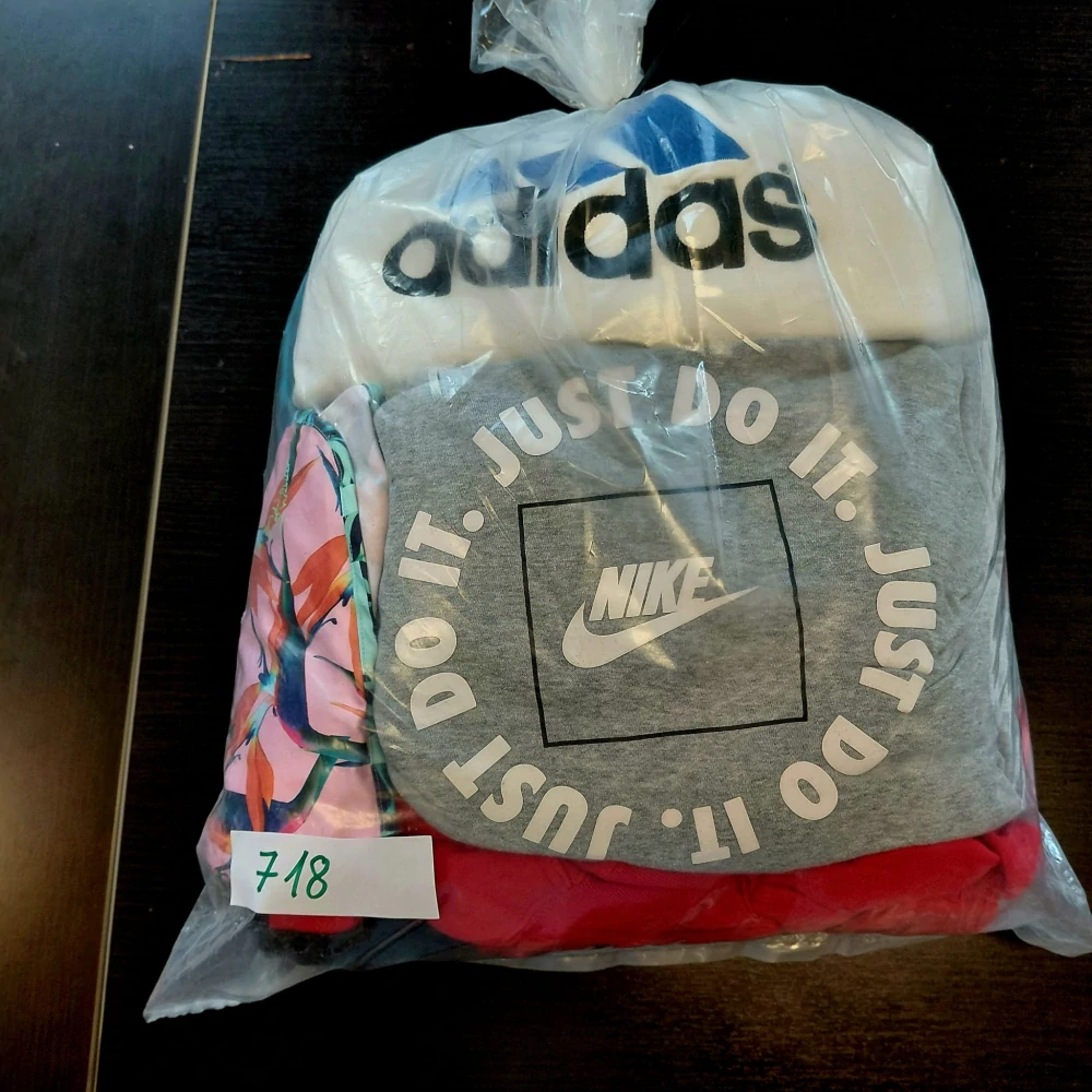 Balík 718/26, Značkový sport pro dospělé a děti + jiné značky., Originál 5 kg,1,2 jak.