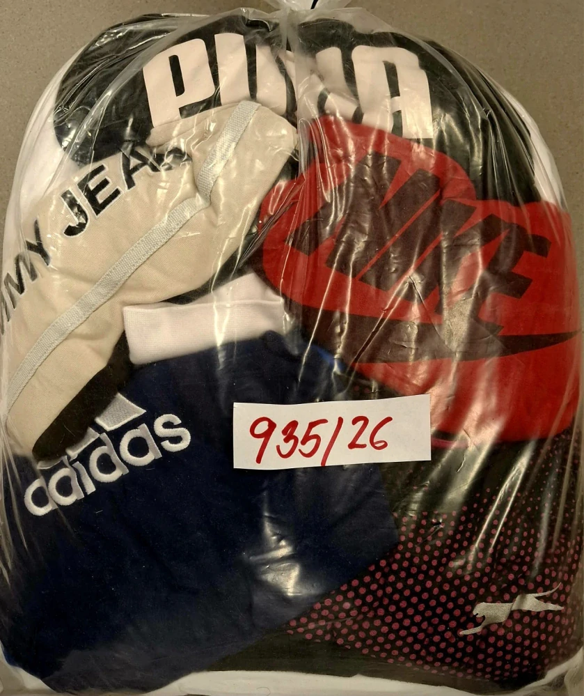 Balík 935/26, Značkový sport pro dospělé a děti + jiné značky., Originál 5 kg,1,2 jak.