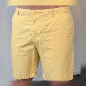 Balík 367/26 – 3,2 kg, kraťasy pro dospělé, 10 ks, 1. jakost + cream