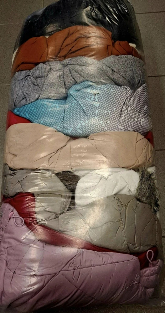 Balík 717, 10 Kg Výběrový mix na praní zimní pro dospělé, 1 jakost + cream