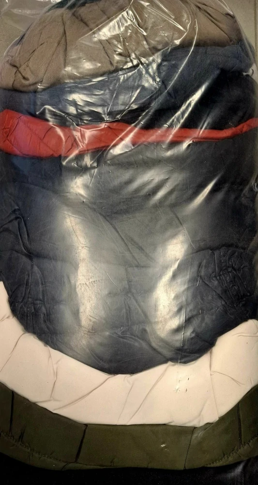 Balík 723, 10 Kg Výběrový mix na praní zimní pro dospělé, 1 jakost + cream