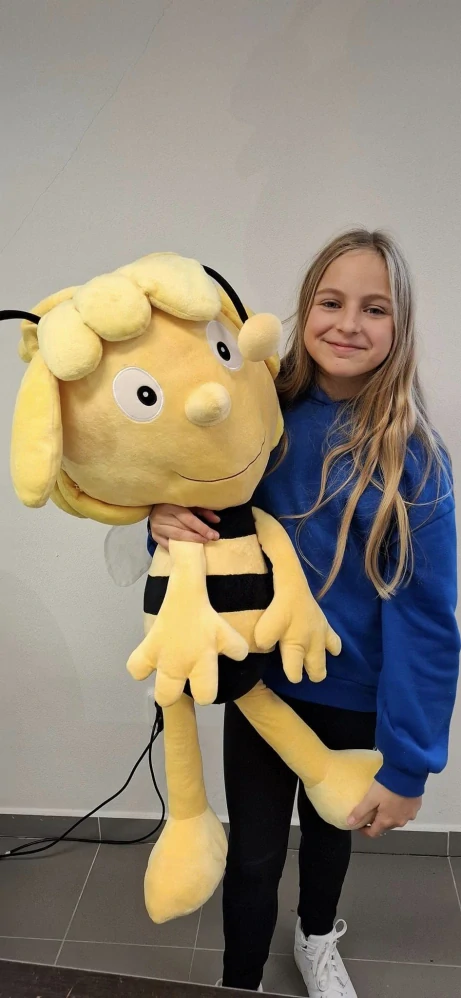Hračka 930, 1,6 Kg Nádherná obrovská Včelka Mája, jako nová, 90 cm