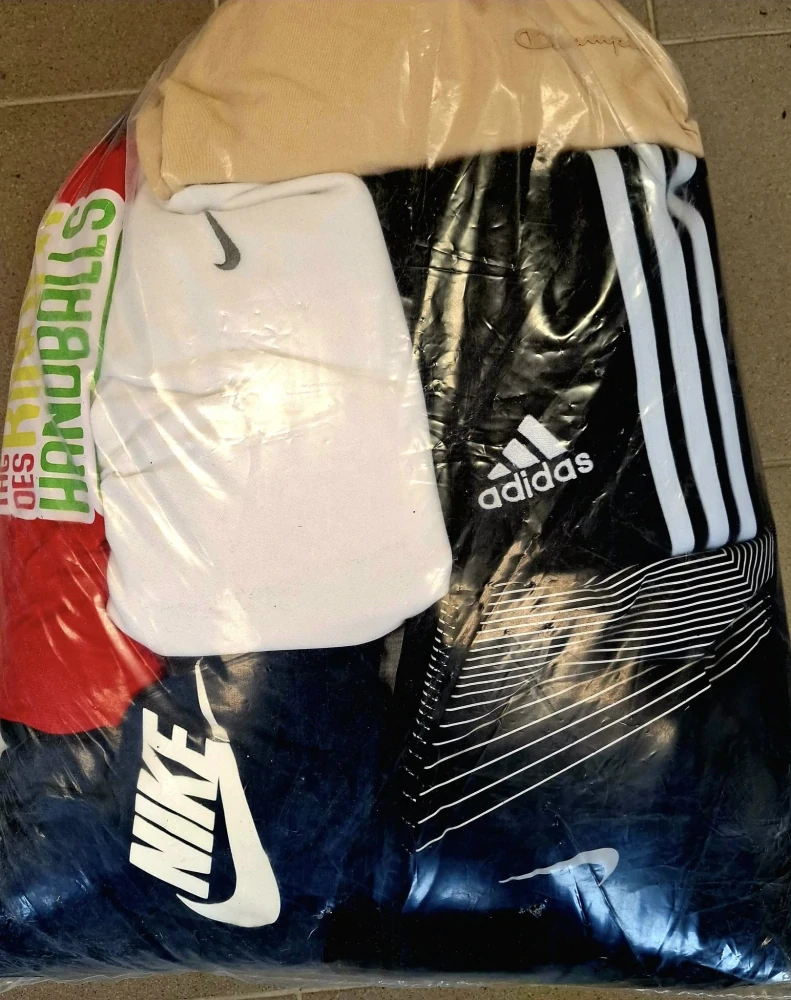 Balík 537/25, Značkový sport pro dospělé a děti + jiné značky., Originál 5 kg,1,2 jak.