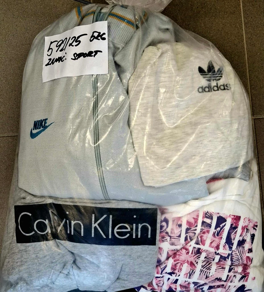 Balík 592/25, Značkový sport pro dospělé a děti + jiné značky., Originál 5 kg,1,2 jak.