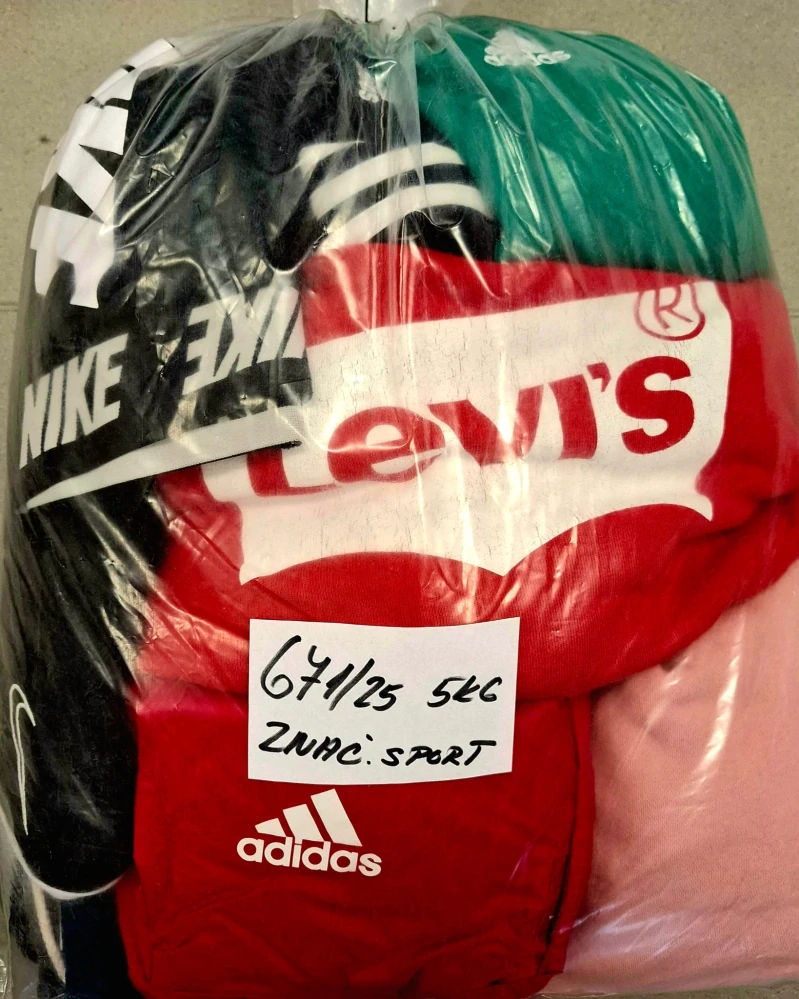 Balík 671/25, Značkový sport pro dospělé a děti + jiné značky., Originál 5 kg,1,2 jak.