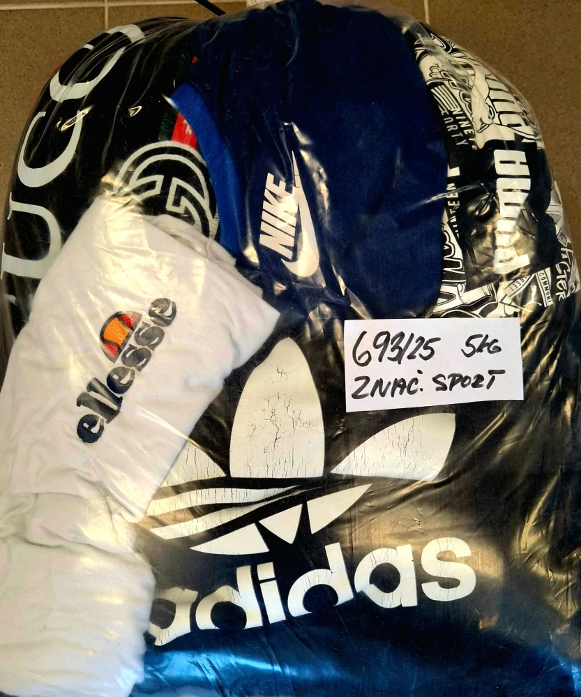 Balík 693/25, Značkový sport pro dospělé a děti + jiné značky., Originál 5 kg,1,2 jak.