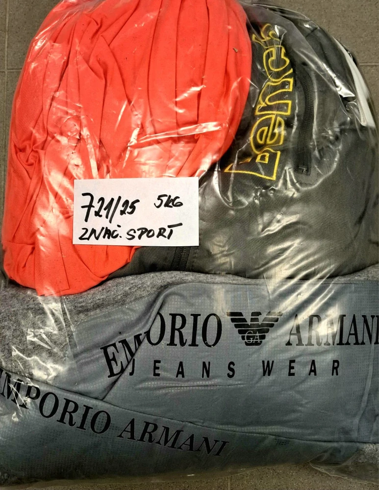 Balík 721/25, Značkový sport pro dospělé a děti + jiné značky., Originál 5 kg,1,2 jak.