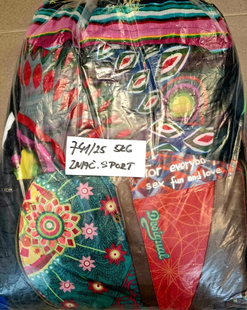 Balík 741/25, Značkový sport pro dospělé a děti + jiné značky., Originál 5 kg,1,2 jak., 2 DODAVATEL