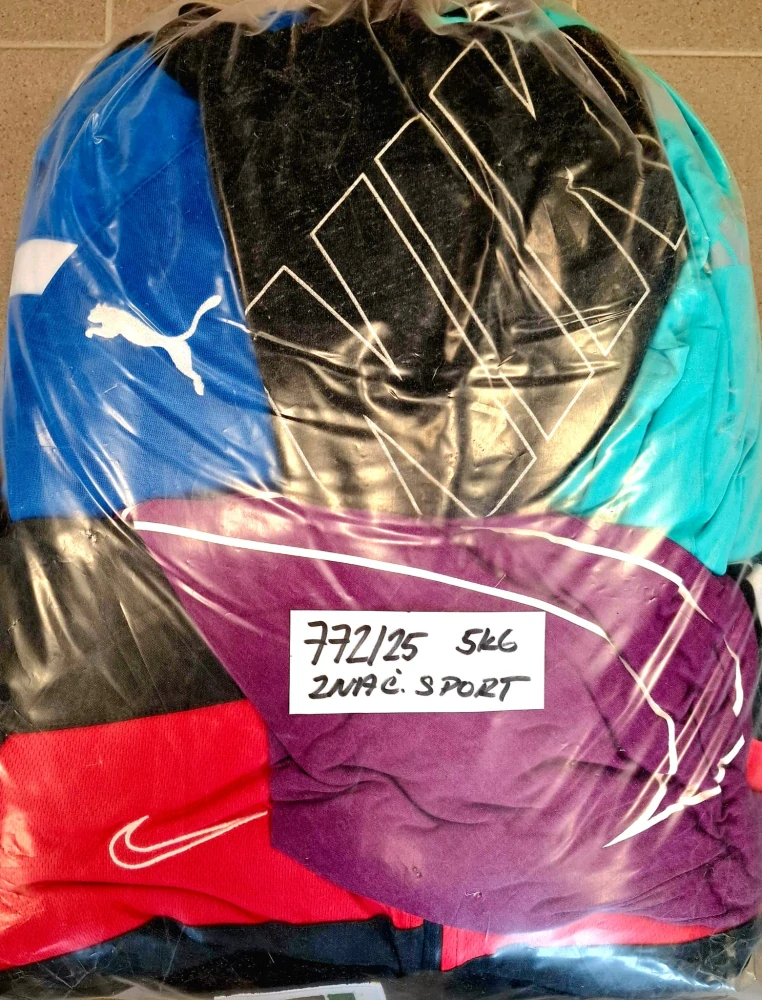 Balík 772/25, Značkový sport pro dospělé a děti + jiné značky., Originál 5 kg,1,2 jak.