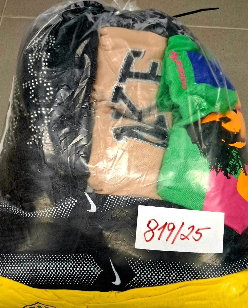 Balík 819/25, Značkový sport pro dospělé a děti + jiné značky., Originál 5 kg,1,2 jak.