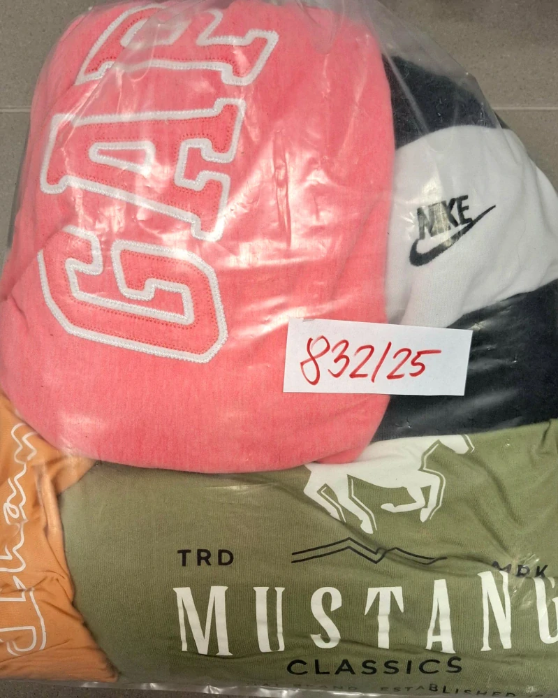 Balík 832/25, Značkový sport pro dospělé a děti + jiné značky., Originál 5 kg,1,2 jak.