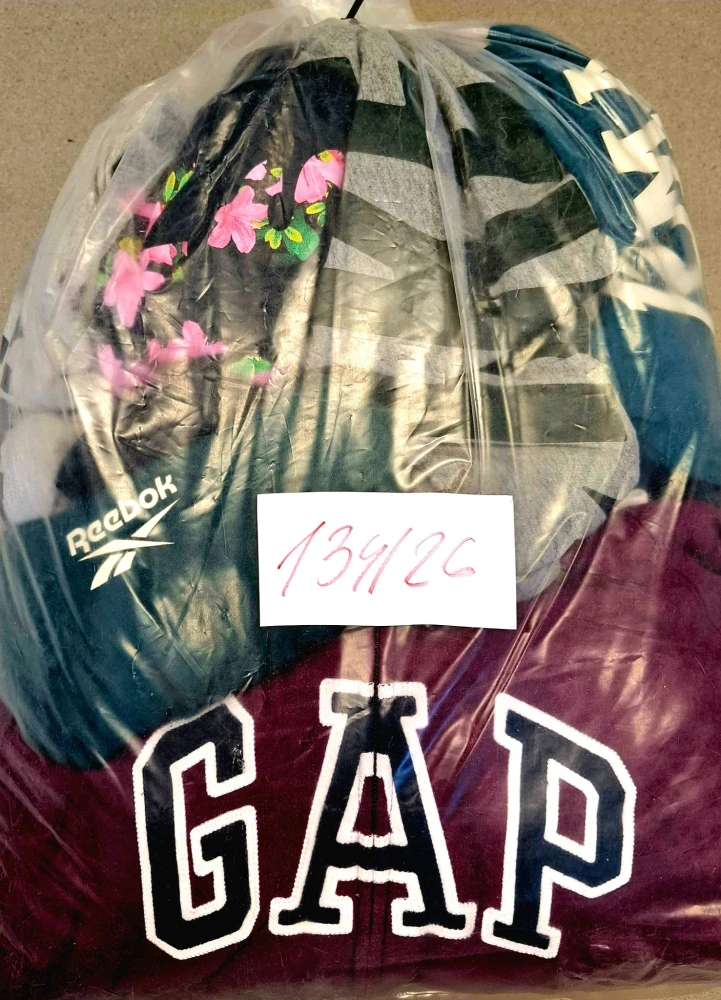Balík 134/26, Značkový sport pro dospělé a děti + jiné značky., Originál 5 kg,1,2 jak.