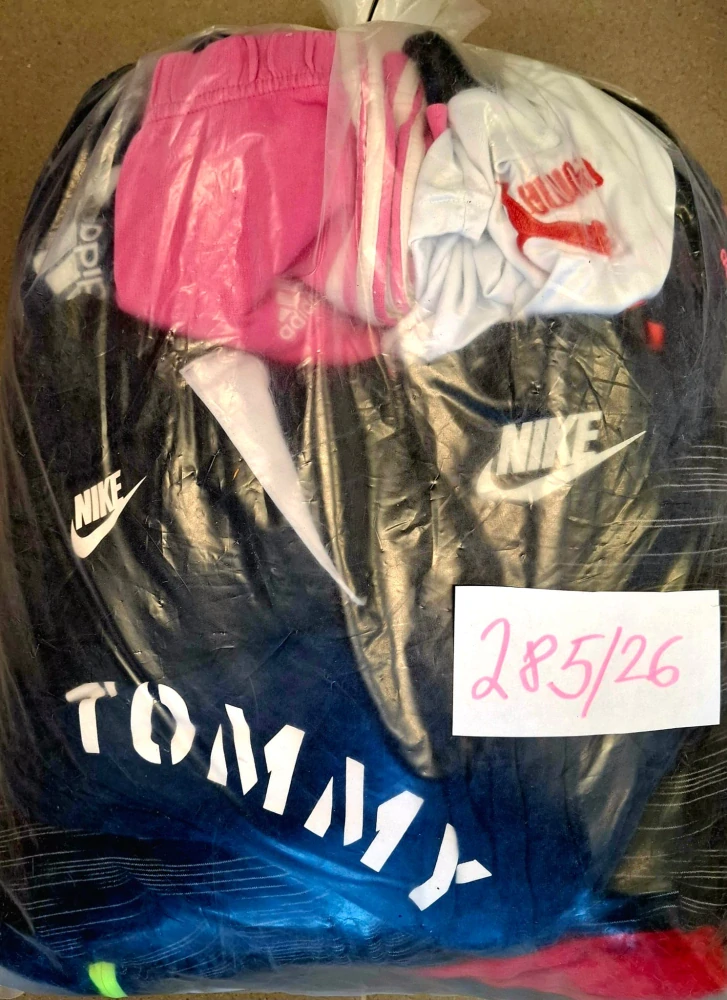 Balík 285/26, Značkový sport pro dospělé a děti + jiné značky., Originál 5 kg,1,2 jak.