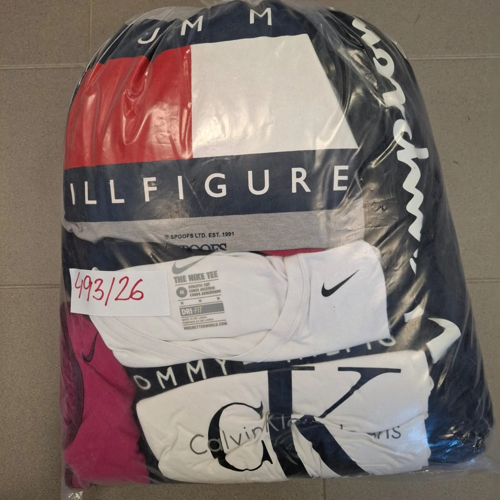 Balík 493/26, Značkový sport pro dospělé a děti + jiné značky., Originál 5 kg,1,2 jak.