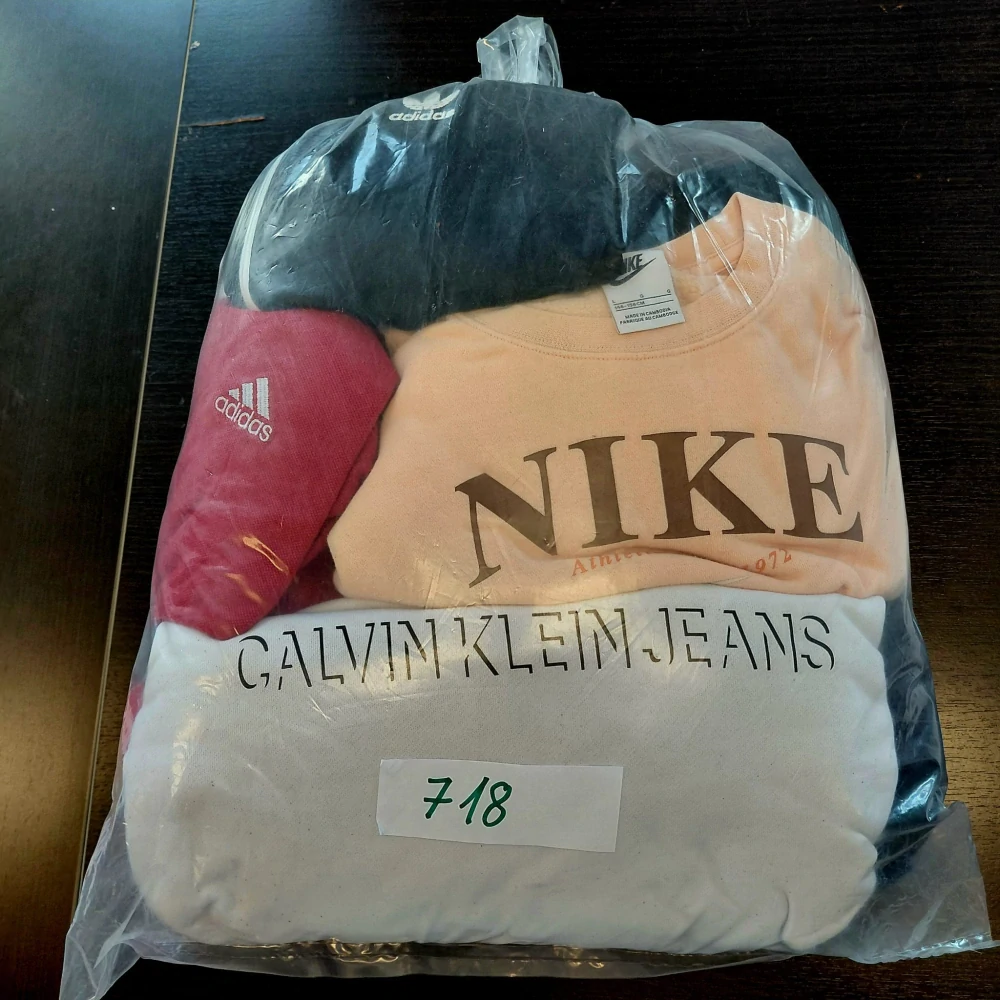 Balík 718/26, Značkový sport pro dospělé a děti + jiné značky., Originál 5 kg,1,2 jak.