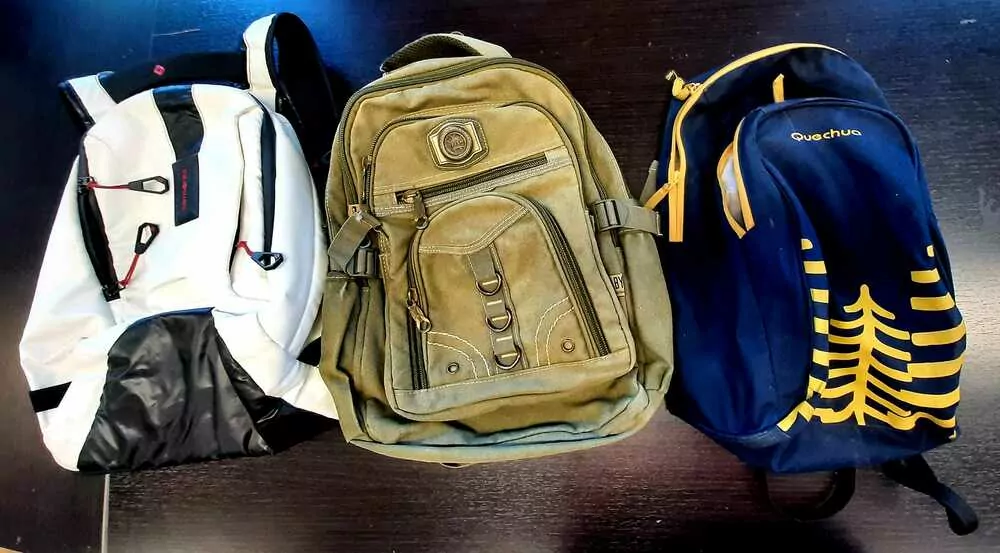 Balík 369, 9,2 Kg, Levné kabelky, batohy, pásky atd. 1,2 jakost