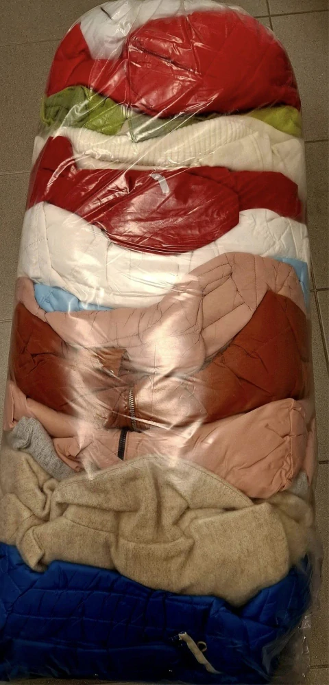 Balík 720, 10 Kg Výběrový mix na praní zimní pro dospělé, 1 jakost + cream