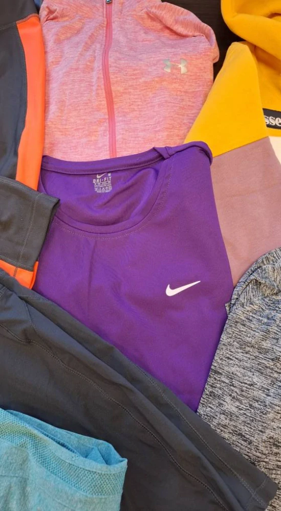Balík 255, 7,2 Kg, Výběrový sportovní dámský mix cream+1 jakost, XS - XXL, 30 Ks