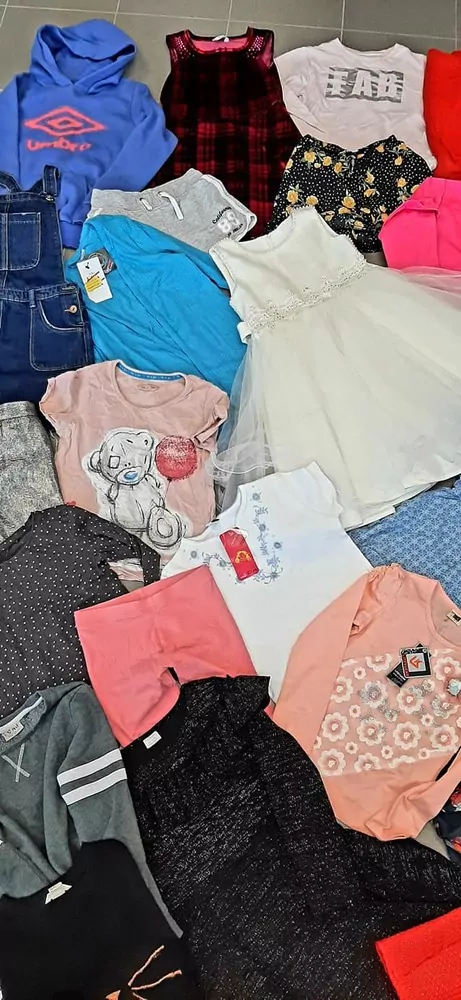 Balík 142, Výběrový dívčí mix Anglie, 9,4 kg, VEL. 128,134,140 1 jak. + cream, 52 ks