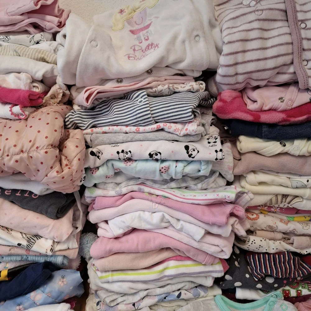 Balík 33/25, 5,4 Kg, Dívka velikost 0-3 měsíce, 1,2 jakost, 81 Ks