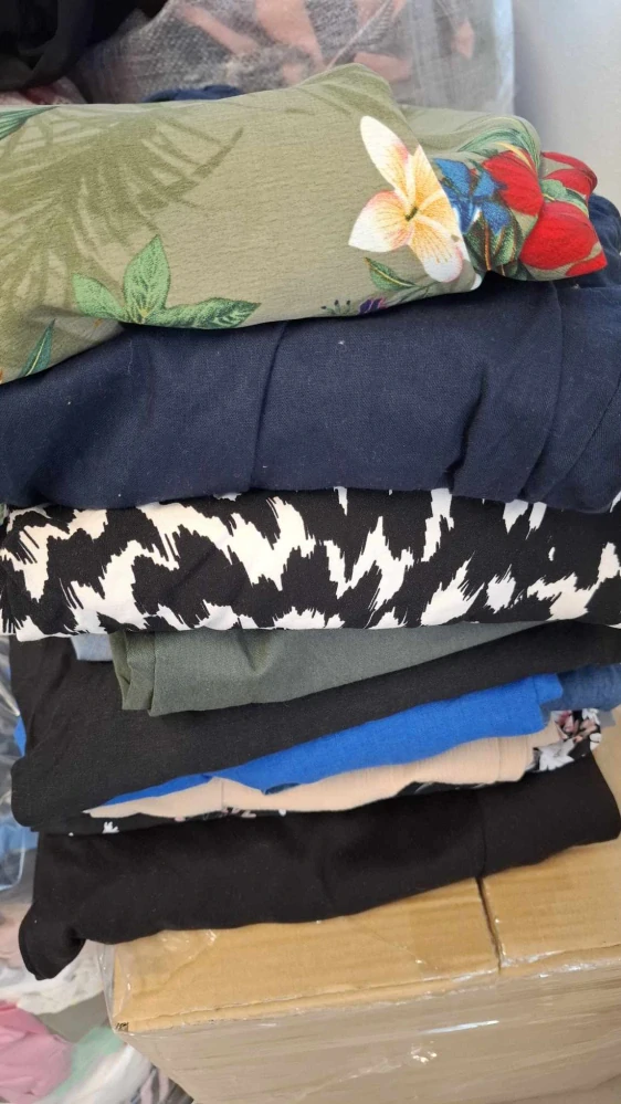Balík 318 – Výběrové letní dámské kalhoty do gumy – 4,7 kg
