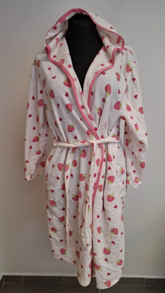 Balík 226/26 – 15 kg župany dospělé (dámské + pánské), mix velikostí až do 3XL, 20 ks, 1. jakost + okrajové + 2. jakost